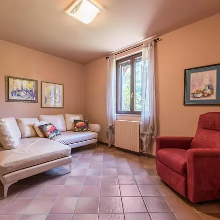 Matisse Apartment